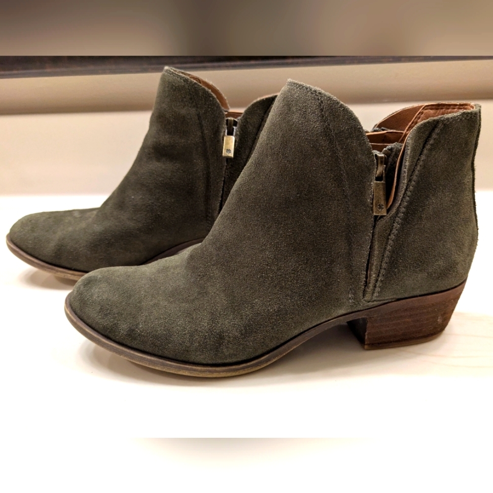 Lucky Brand Olive Green Suede Ankle Booties ~Sz 7